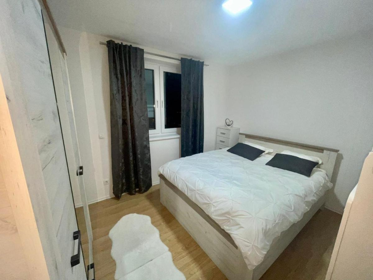 Muric Apartman 7 リュブリャナ エクステリア 写真
